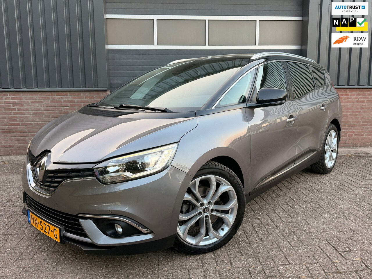 Renault Grand Scénic - 1.2 TCe 131 PK Zen | Panoramadak | Keyless | Navigatie | Dealer Onderhouden | Zeer Complee - AutoWereld.nl
