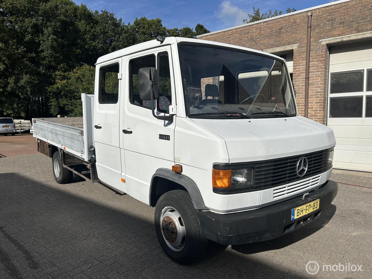 Mercedes-Benz 611 - Turbodiesel Dubbele cabine | Nette vrachtwagen! | - AutoWereld.nl
