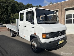 Mercedes-Benz 611 - 611d Turbodiesel Dubbele cabine | Nette vrachtwagen |
