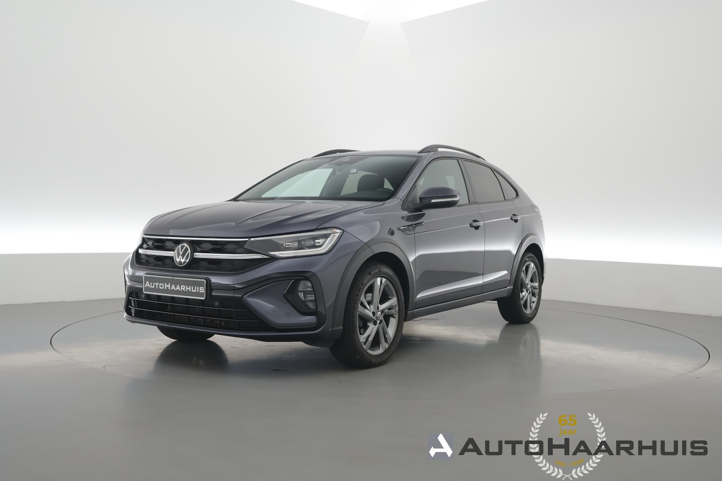Volkswagen Taigo - 1.0 TSI R-Line DSG | IQ. Light | Adapt. Cruise | Camera | Apple CarPlay | Keyless | Stoelv - AutoWereld.nl