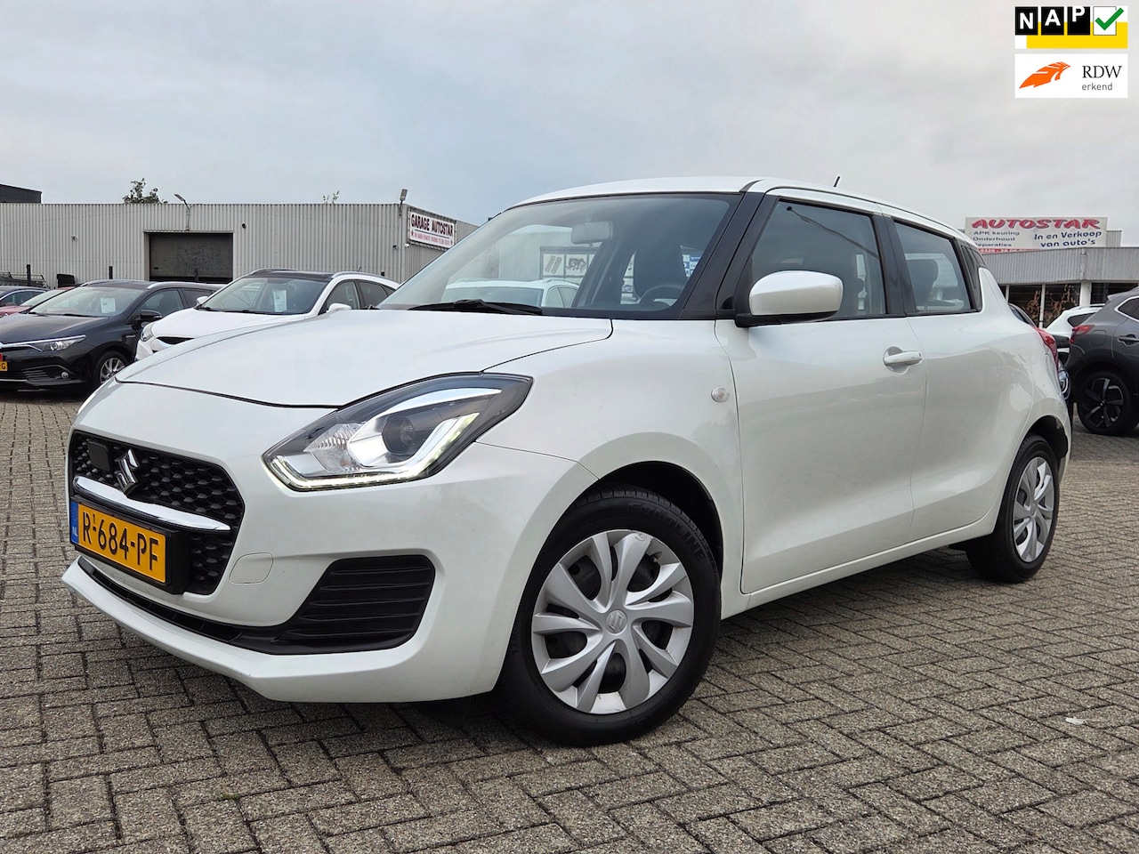 Suzuki Swift - 1.2 Comfort Smart Hybrid/TWEEDE EIGENAAR - AutoWereld.nl
