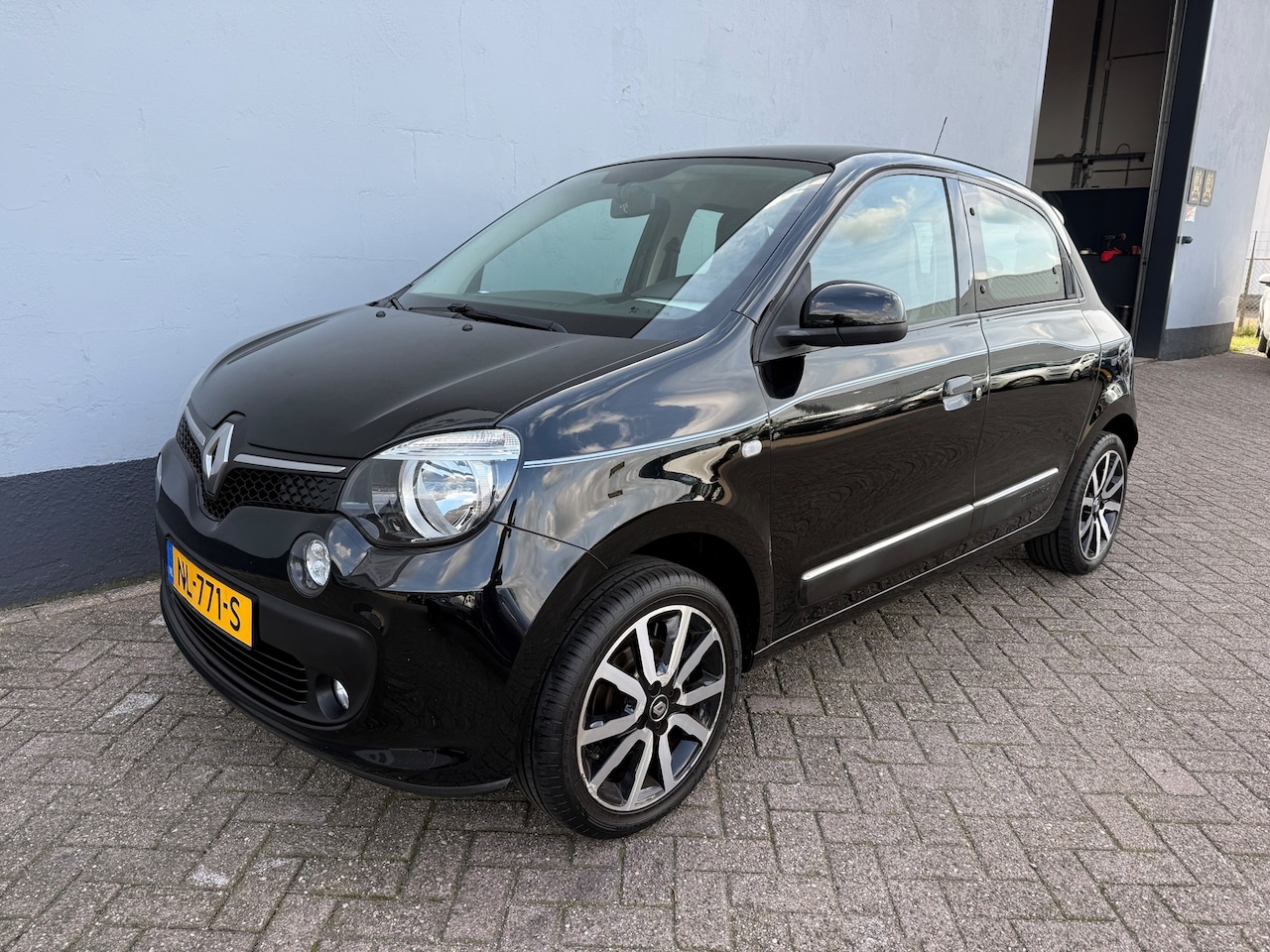 Renault Twingo - 1.0 SCe Dynamique - Airco - Cruise - AutoWereld.nl