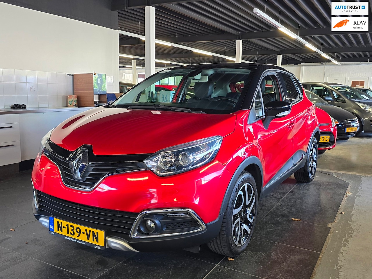 Renault Captur - 1.2 TCe Xmod/AUTOMAAT/AIRCO/CRUISE/LEDER/ - AutoWereld.nl
