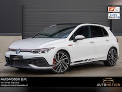 Volkswagen Golf - 2.0 TSI GTI Clubsport PANO CAMERA IQ LIGHTS STOELVERWARMING 19 INCH SFEER