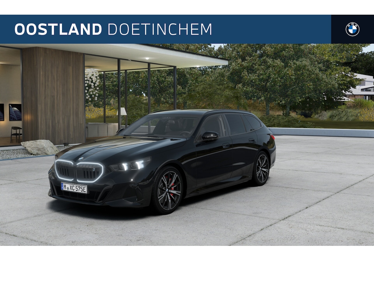 BMW i5 Touring - eDrive40 M Sport / Panoramadak / Trekhaak / Achteruitrijcamera / Comfortstoelen / Comfort - AutoWereld.nl