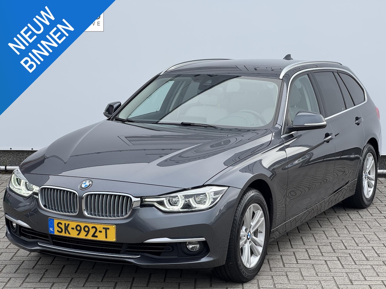 BMW 3-serie Touring - 318i Edition Luxury Line Purity Executive NL-AUTO | LEDER | STOELVERWARMING | NAVI - AutoWereld.nl