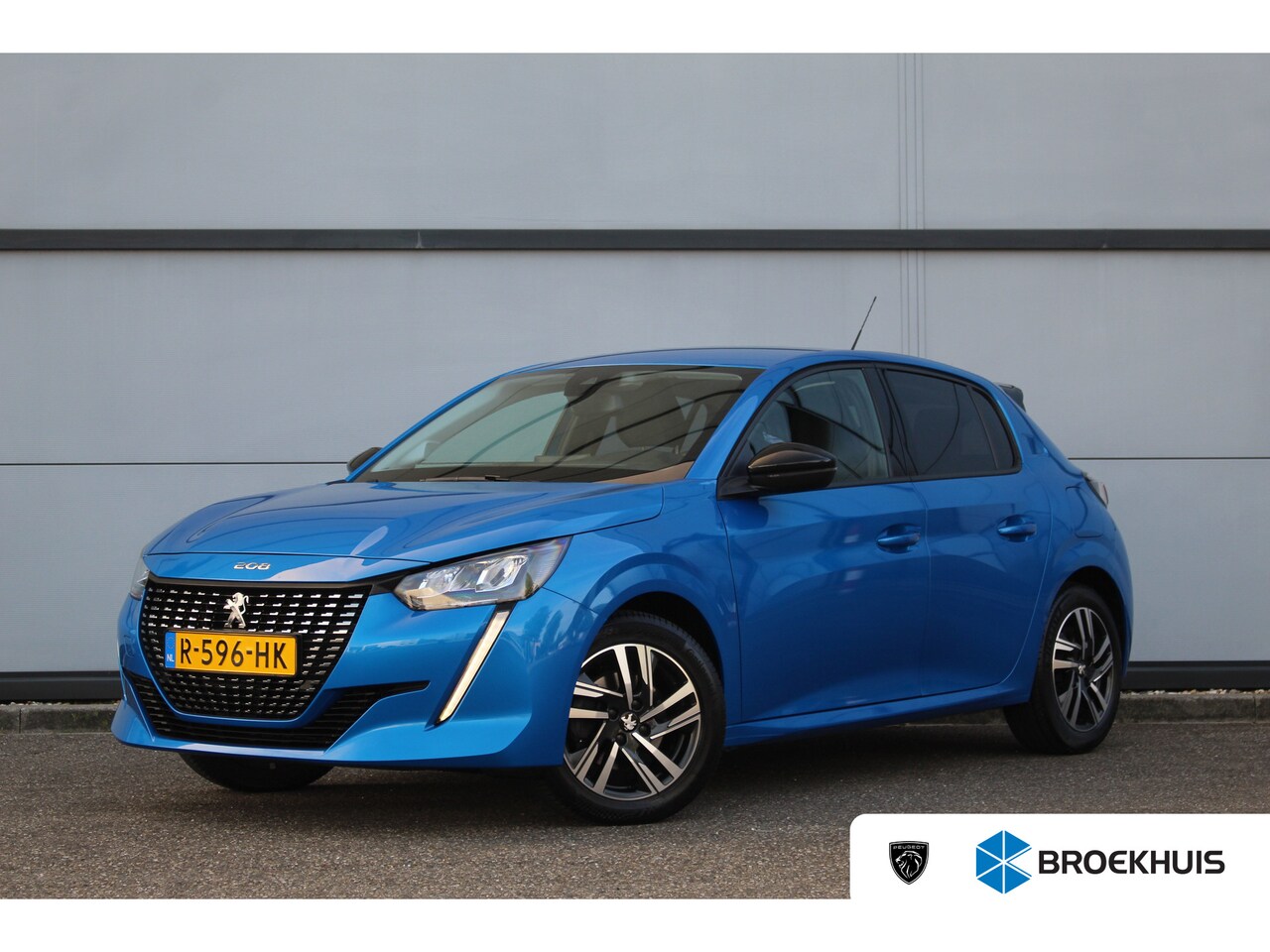 Peugeot 208 - 1.2 Allure Pack 100 PK | Trekhaak | Camera | CarPlay | Climate & Cruise C. | LED | 16" LMV - AutoWereld.nl