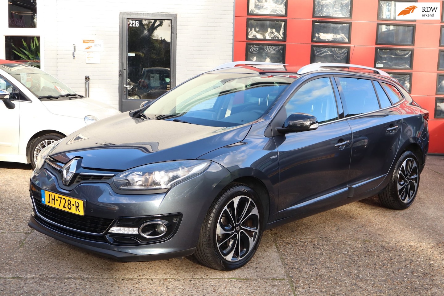 Renault Mégane Estate - 1.2 TCe Bose 1.2 TCe Bose , NAVI , LEDER, PDC - AutoWereld.nl