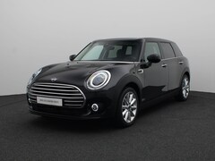MINI Clubman - Cooper Classic Uitvoering + Premium Pakket + Comfort Access + Elektrisch verwarmde voorsto