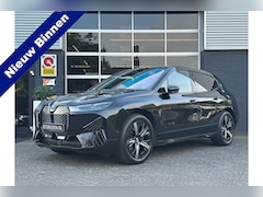 BMW iX - xDrive40 Executive, BTW, Pano, Head-Up, Luchtvering, IAS, NAP