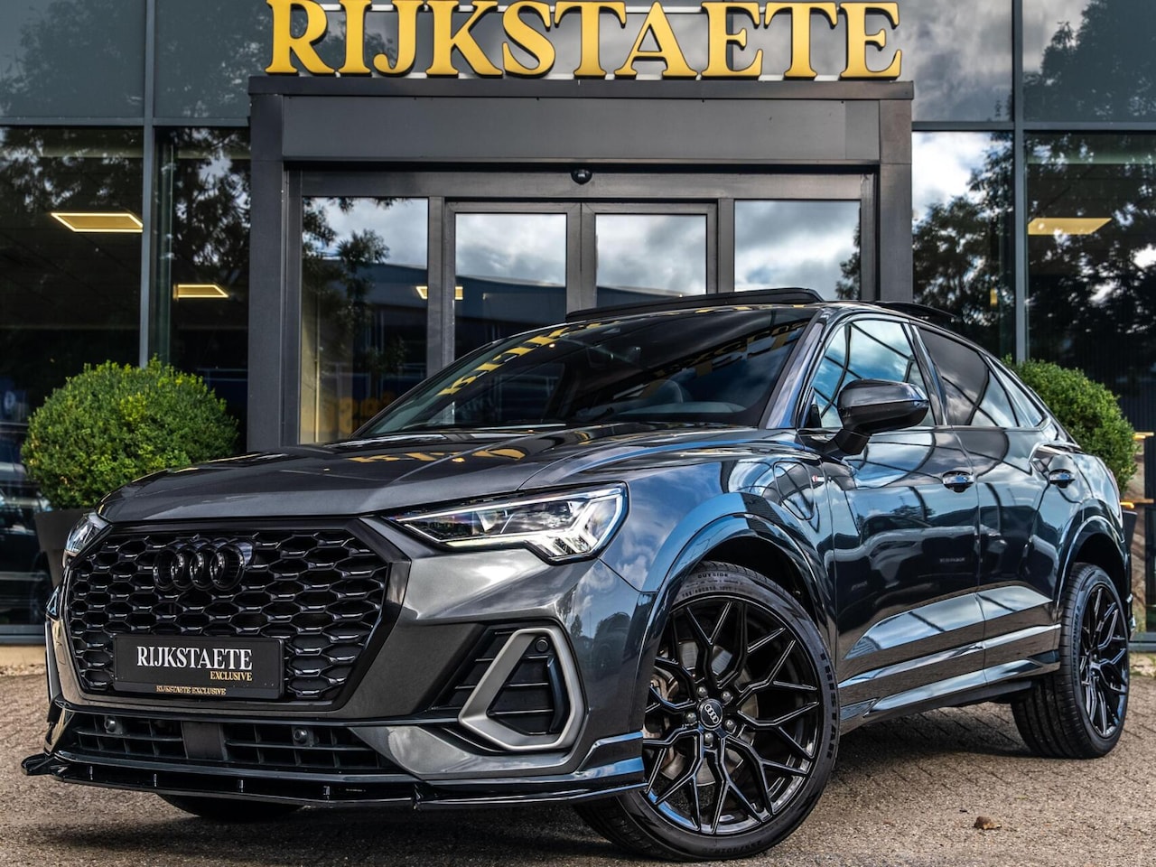Audi Q3 - 45 TFSI e S-Line|PANO|RS-PAKKET|MATRIX|ACC|20''|CAM - AutoWereld.nl