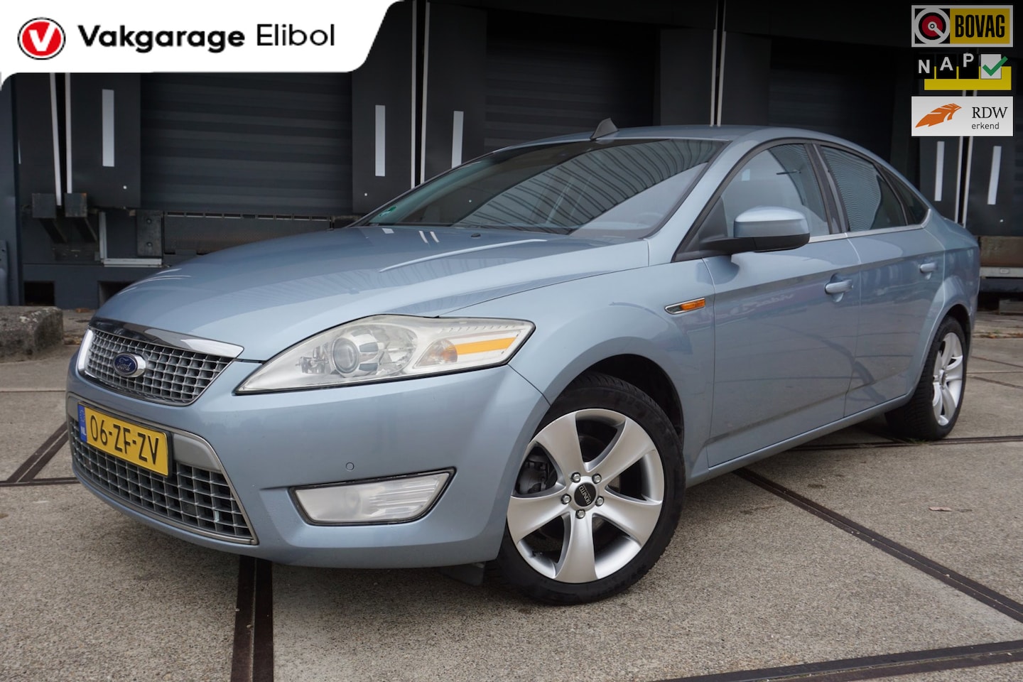Ford Mondeo - 2.3-16V Titanium 2.3-16V Titanium - AutoWereld.nl