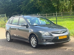 Hyundai i30 CW - 1.6i i-Motion Business /Trekhaak/Airco/