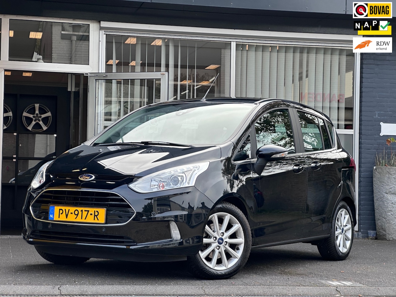 Ford B-Max - 1.0 EcoBoost Titanium NIEUW DISTR / NAVI / CLIMA / CRUISE / SYNC / NAP - AutoWereld.nl