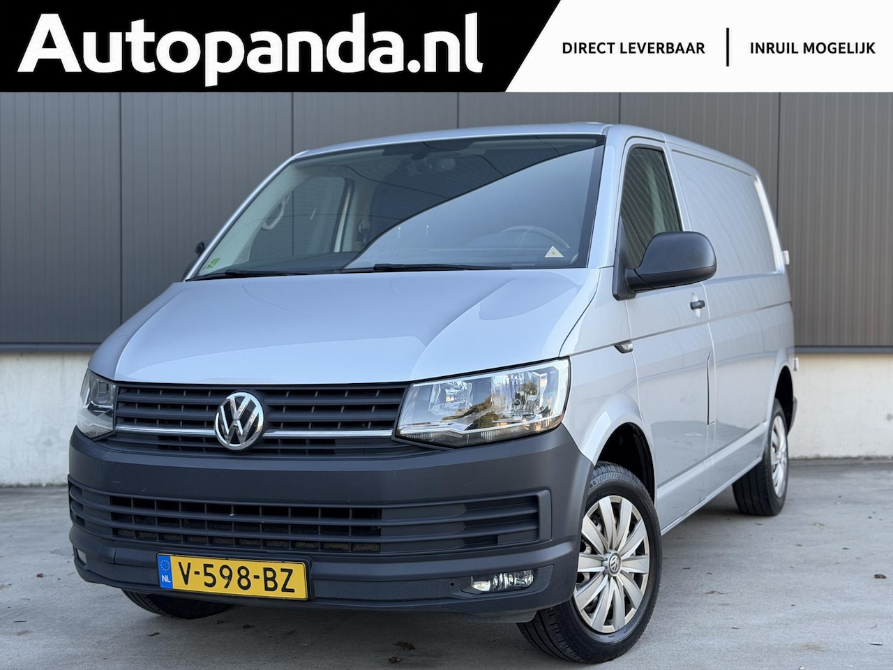 Volkswagen Transporter - 2.0 TDI Comfortline l Trekhaak l Bearlock l Cruisecontrol - AutoWereld.nl
