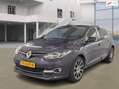 Renault Mégane Coupé - 1.2 TCe Bose NAVI PSENSOR CRUISE 2 X SLEUTELS