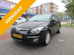 Hyundai i30 Wagon - 1.6 I CVVT CROSS109.339 KM NAP