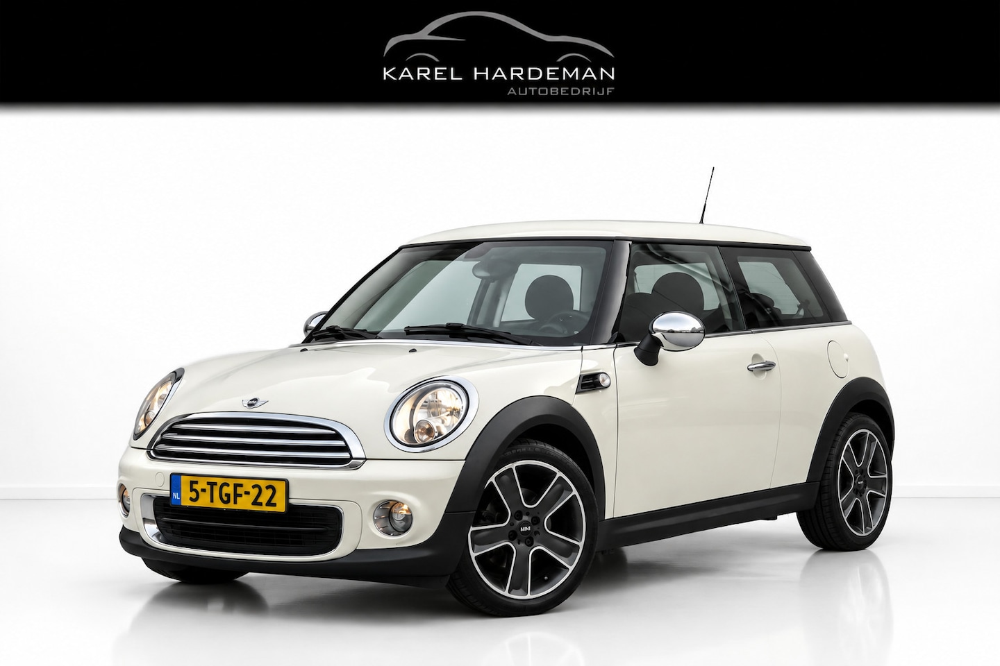 MINI 3-Deurs - 1.6 One Chili | Navigatie | Bluetooth | Multifunctioneel stuurwiel | Sport knop - AutoWereld.nl