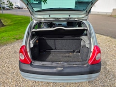 Renault Clio - 1.2-16V Authentique Basis