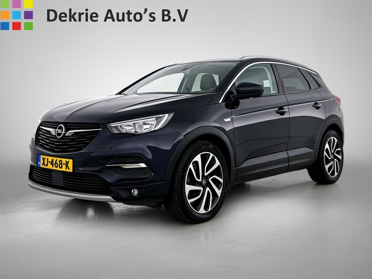 Opel Grandland X - 1.2 Turbo Innovation / Airco / Navi / Cruise-ctr. / Apple Car Play - Android / Privacy Gla - AutoWereld.nl
