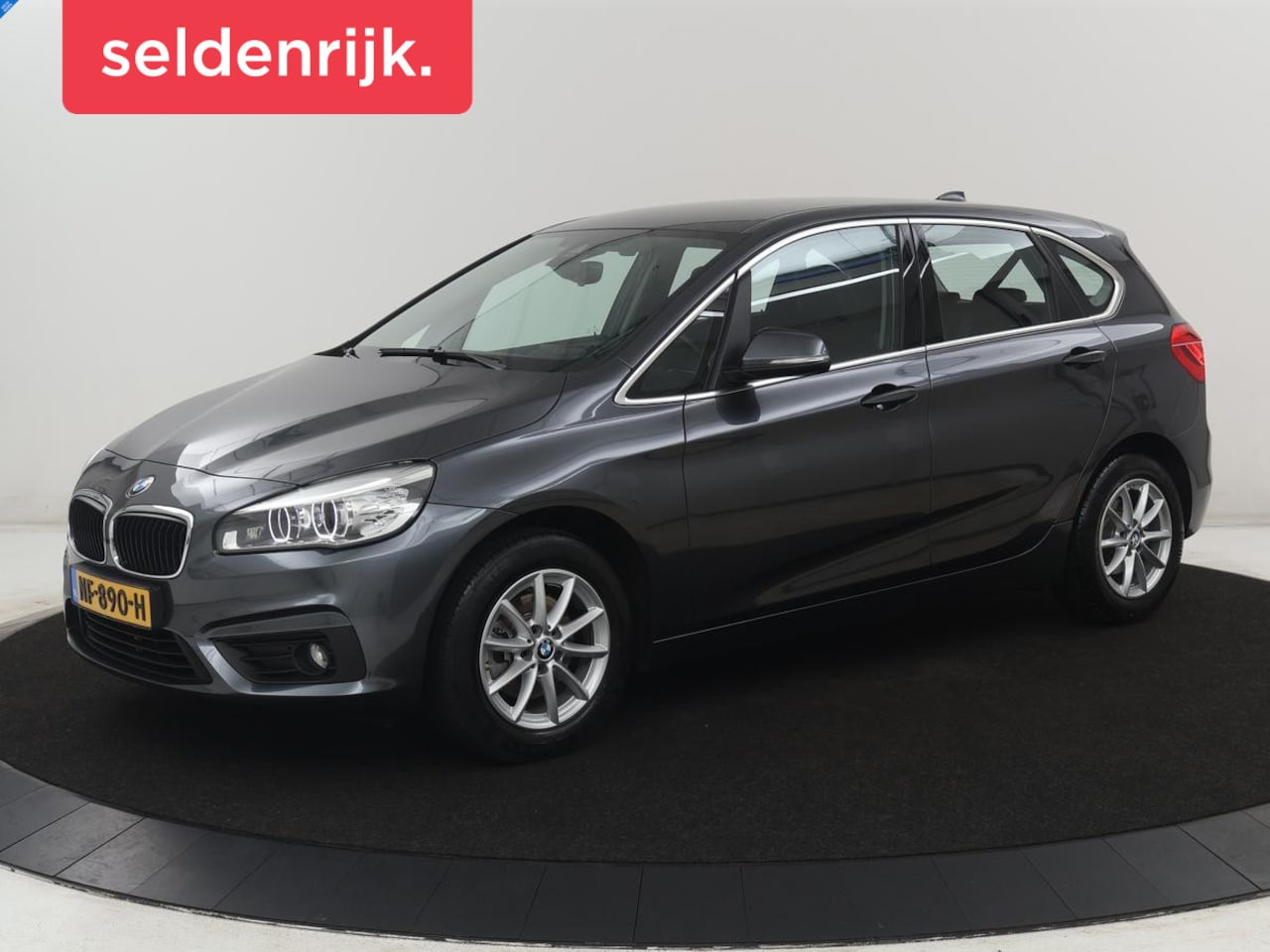 BMW 2-serie Active Tourer - 218i Centennial High Executive | Head-Up | Navigatie | Stoelverwarming | - AutoWereld.nl