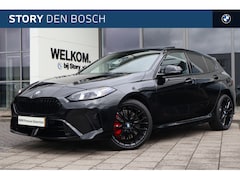 BMW 1-serie - 120 M Sport Automaat / Panoramadak / Sportstoelen / Comfort Access / Achteruitrijcamera /
