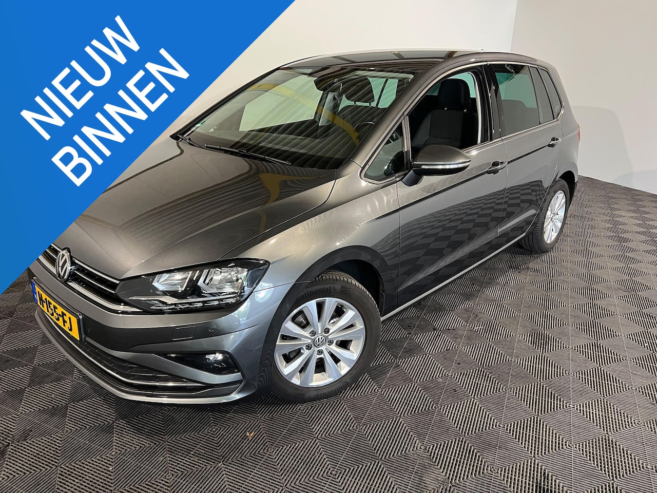 Volkswagen Golf Sportsvan - 1.0 TSI Highline Edition Automaat - AutoWereld.nl