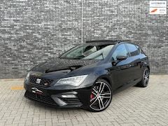 SEAT Leon - 2.0 TSI CUPRA 300 Pano|ACC|Camera|Keyless|Apple Carplay|DAB