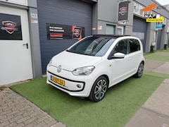 Volkswagen Up! - 1.0 high up BlueMotion Airco Panoramadak NAP