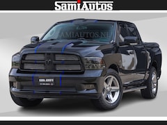Dodge Ram Pick Up - BLACK ON BLACK | 5.7 V8 HEMI | SPORT | STOER EN LEUKE RAM | DC | 4X4 | STRIPING DUBBELE CA