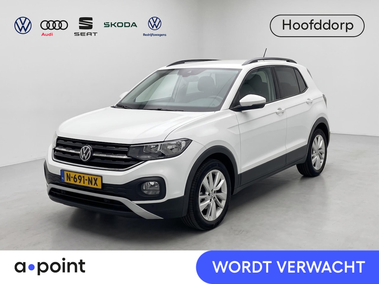 Volkswagen T-Cross - 1.0 TSI Life 95 pk | Navigatie | Trekhaak | Parkeersensoren | Adaptieve cruise control | A - AutoWereld.nl