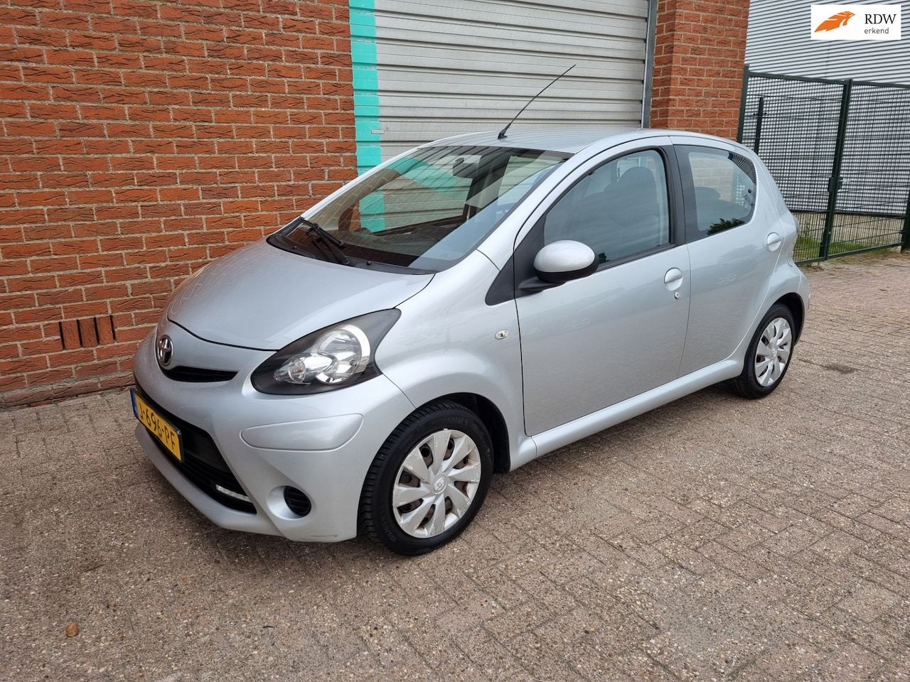 Toyota Aygo - 1.0 VVT-i Access 5-Drs Airco! NAP! - AutoWereld.nl