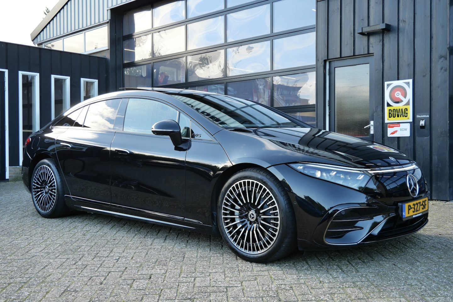 Mercedes-Benz EQS - 450+ AMG Line 108 kWh | 4-Wiel Besturing | 21'' | Pano | Dealer Onderhouden | NL-Auto | Tr - AutoWereld.nl