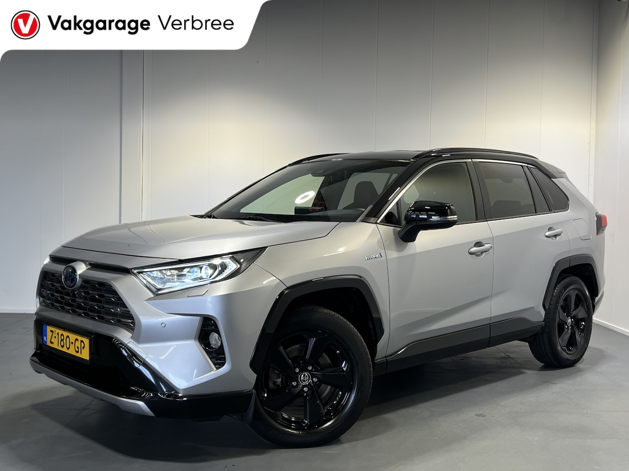 Toyota RAV4 - 2.5 Hybrid Executive | Navigatie | LM Velgen 18" | Voorstoelen Verwarmd | PDC Voor en Acht - AutoWereld.nl