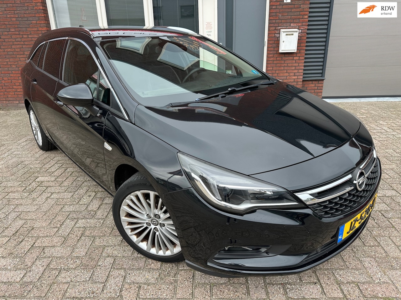 Opel Astra Sports Tourer - 1.0 Innovation / Navi / Camera / PDC / Cruise / Clima / NAP - AutoWereld.nl