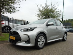 Toyota Yaris - 1.5 VVT-i 125pk Active Airco Multi Media