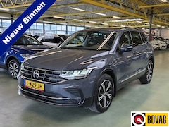 Volkswagen Tiguan - 1.5 TSI Life -150pk- Automaat | Camera | Stuur- & Stoelverwarming | Trekhaak | Rijklaarpri