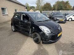 Toyota Yaris - 1.3 VVTi Sol Sport