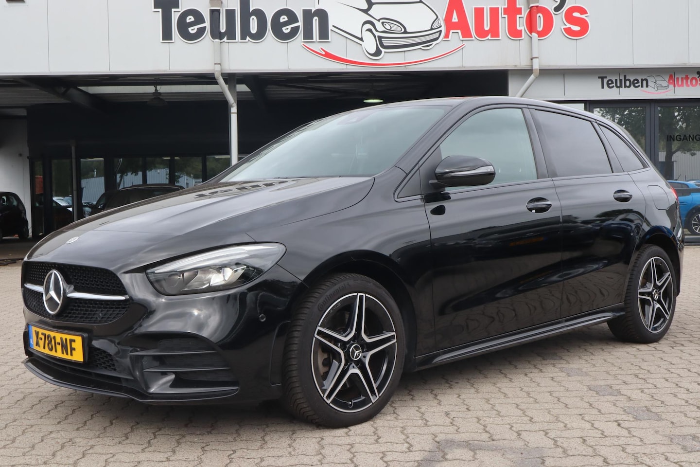 Mercedes-Benz B-klasse - 250 e Business Solution Luxury Limited | AMG Line | Lichtmetaal | Navigatie | Stoelverwarm - AutoWereld.nl