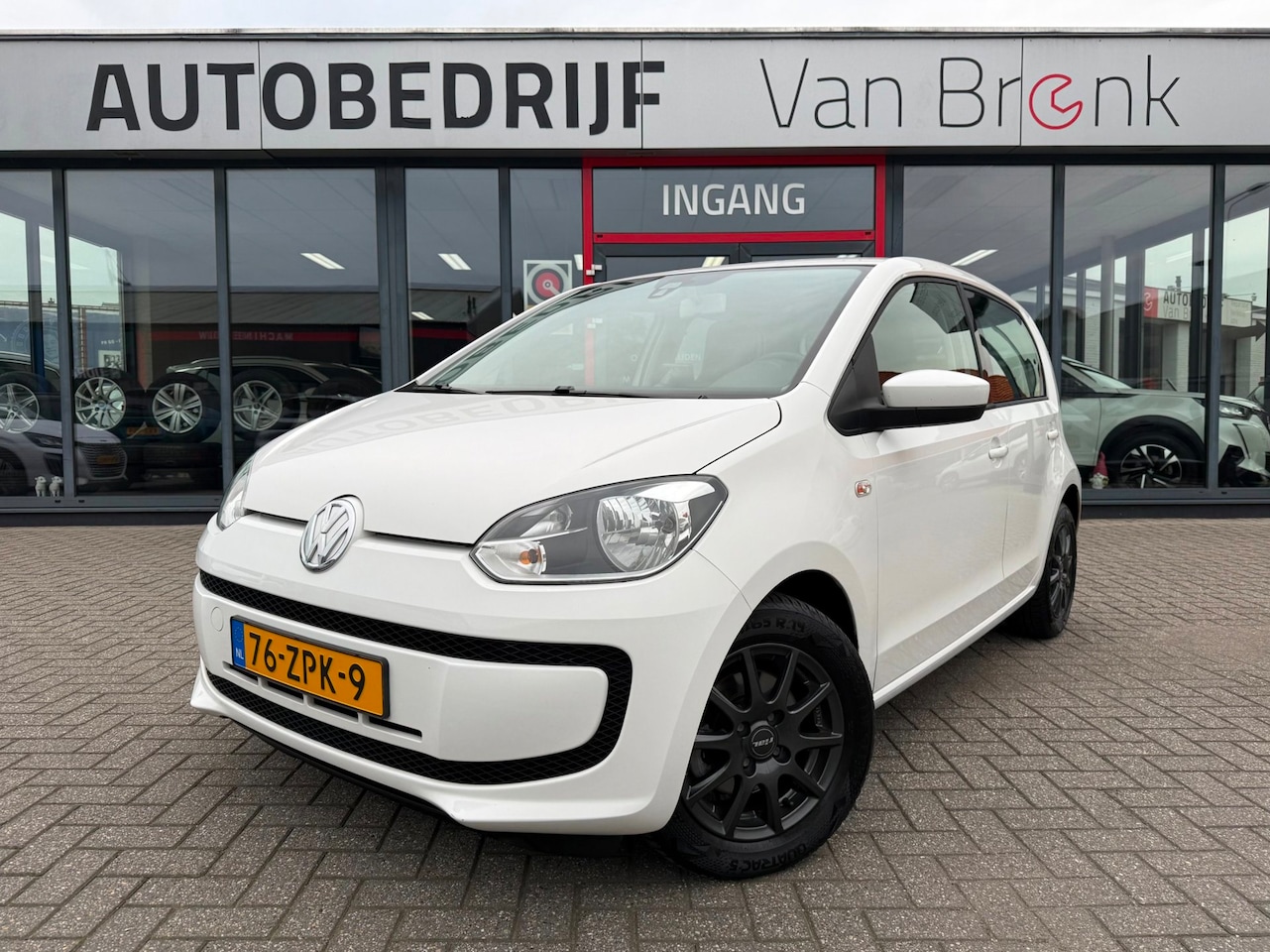 Volkswagen Up! - 1.0 move up! BlueMotion | Cruise | Bluetooth | Navi - AutoWereld.nl