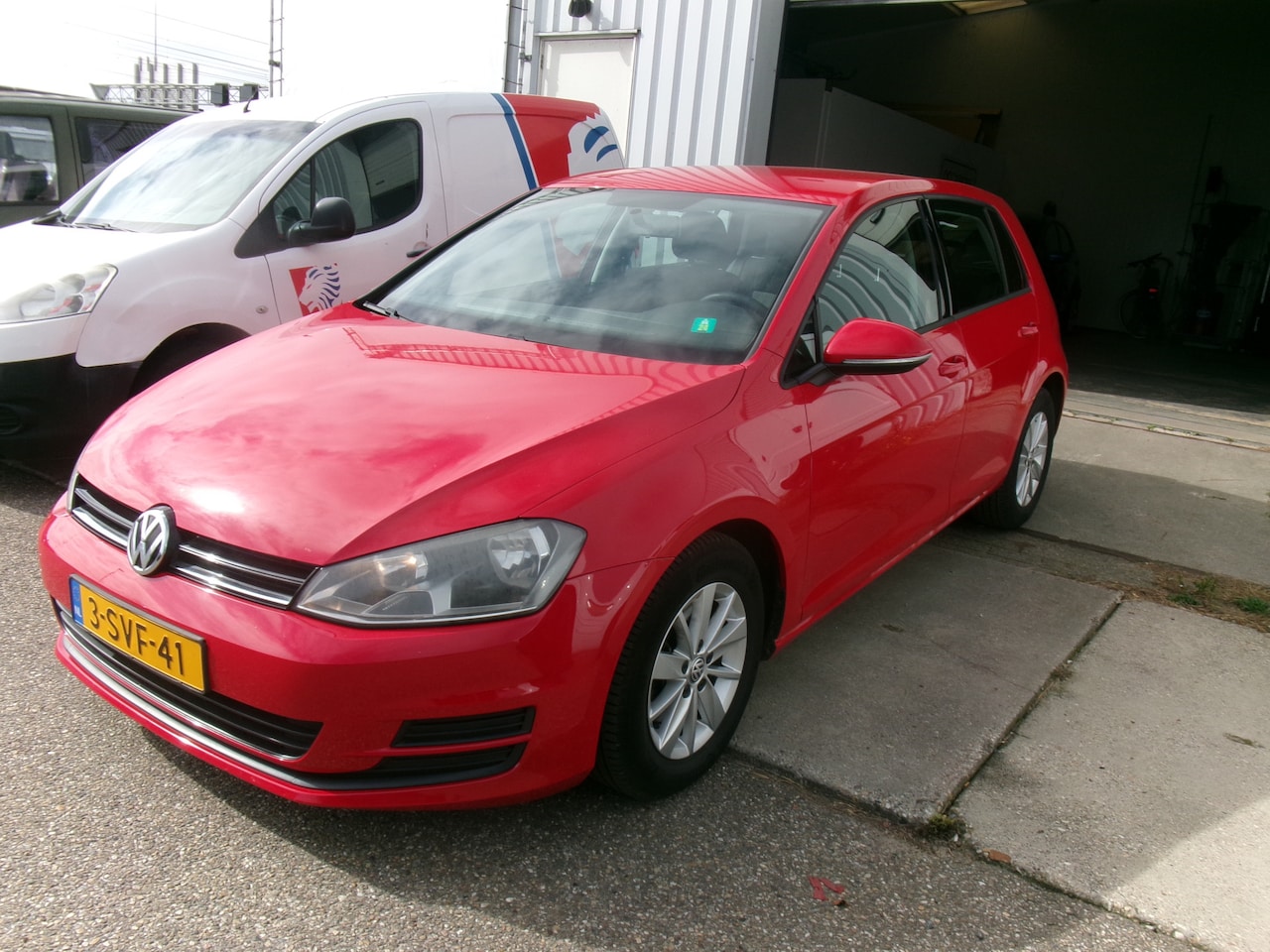 Volkswagen Golf - 1.2 TSI Trendline 1.2 TSI Trendline - AutoWereld.nl