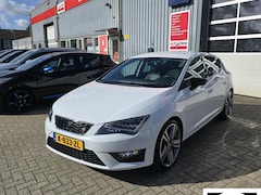 SEAT Leon - 1.4 TSI ACT FR Dynamic Parelmoer wit