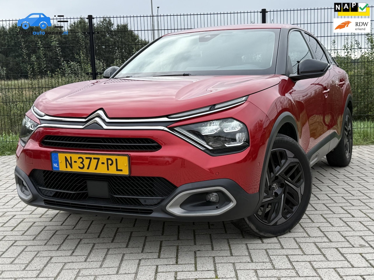 Citroën C4 - 1.2 Puretech Shine | Camera | PDC | ACC | Stoelverwarming | - AutoWereld.nl