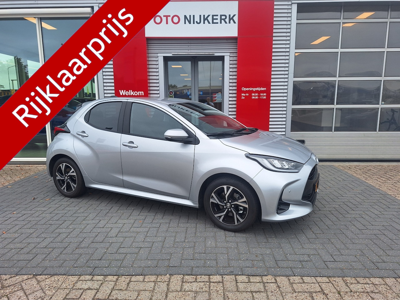 Toyota Yaris - 1.5 Hybrid 115 Dynamic met Comfort Pack - AutoWereld.nl