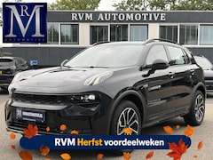 Lynk & Co 01 - 1.5 Core | NIEUW MODEL | FABRIEKSGARANTIE T/M 2030 | CAMERA| STOELVERWARMING| APPLE CARPLA