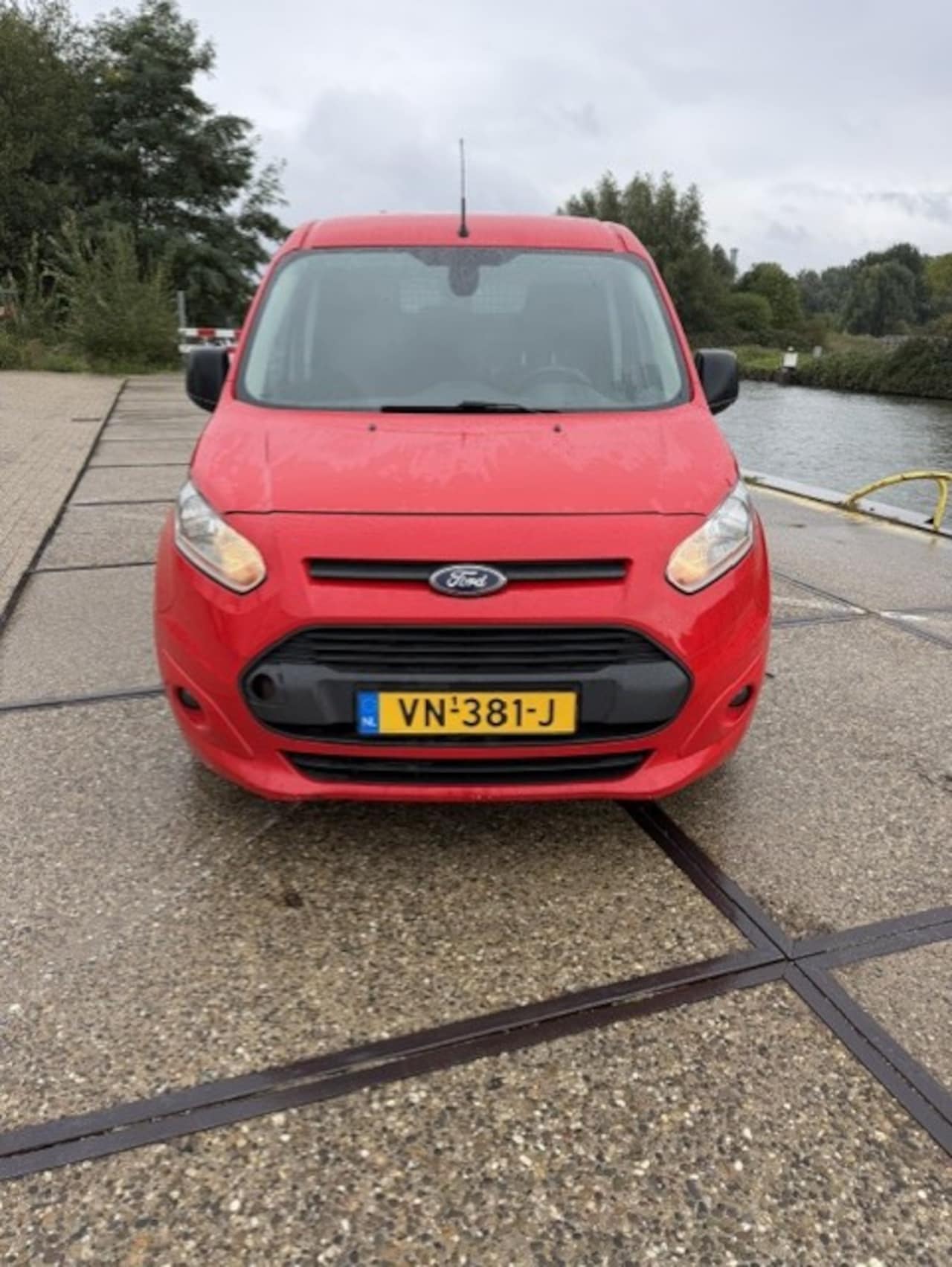 Ford Transit Connect - 1.6 TDCI L1 Trend 3 persoons - AutoWereld.nl