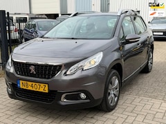 Peugeot 2008 - 1.2 PureTech Blue Lion Aut. Navi Airco Trekhaak