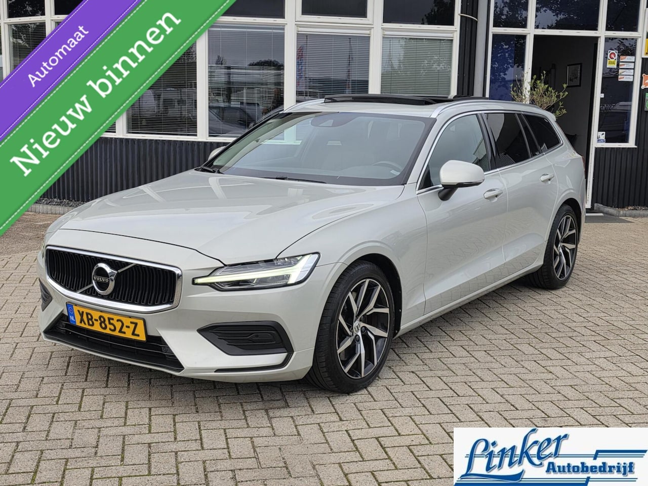 Volvo V60 - 2.0 T5 Momentum Automaat|PANO|ELEKTR TREKH|NL-AUTO - AutoWereld.nl