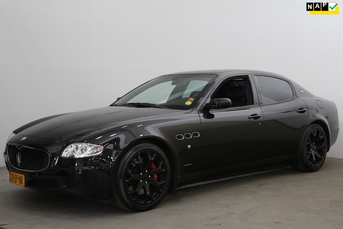 Maserati 4200 GT - Quattroporte 4.2 Sport S ,ZF BAK ,PERFECTE STAAT, NL AUTO, APPLE CAR PLAY - AutoWereld.nl