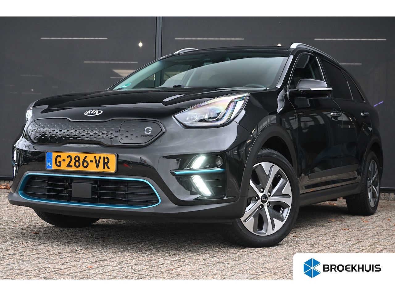 Kia e-Niro - ExecutiveLine 64 kWh 100% SOH | Navigatie | Achteruitrijcamera | Stoelverwarming | Adaptiv - AutoWereld.nl